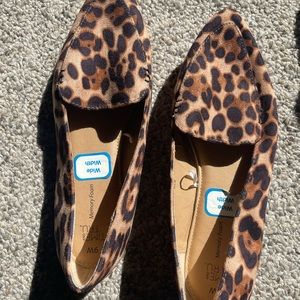 Womens flats